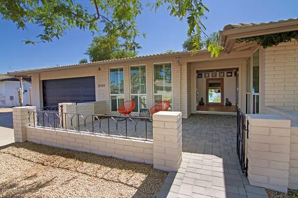 Scottsdale, AZ 85251,8709 E MACKENZIE Drive