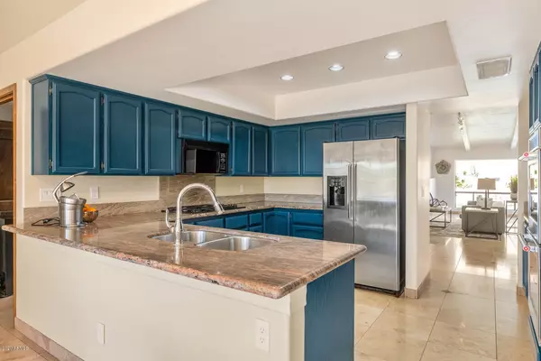 Phoenix, AZ 85028,4452 E HORSESHOE Road