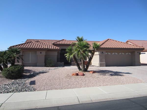 16032 W FALCON RIDGE Drive, Sun City West, AZ 85375