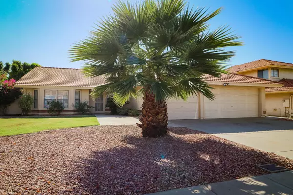 Mesa, AZ 85205,5543 E ELMWOOD Street