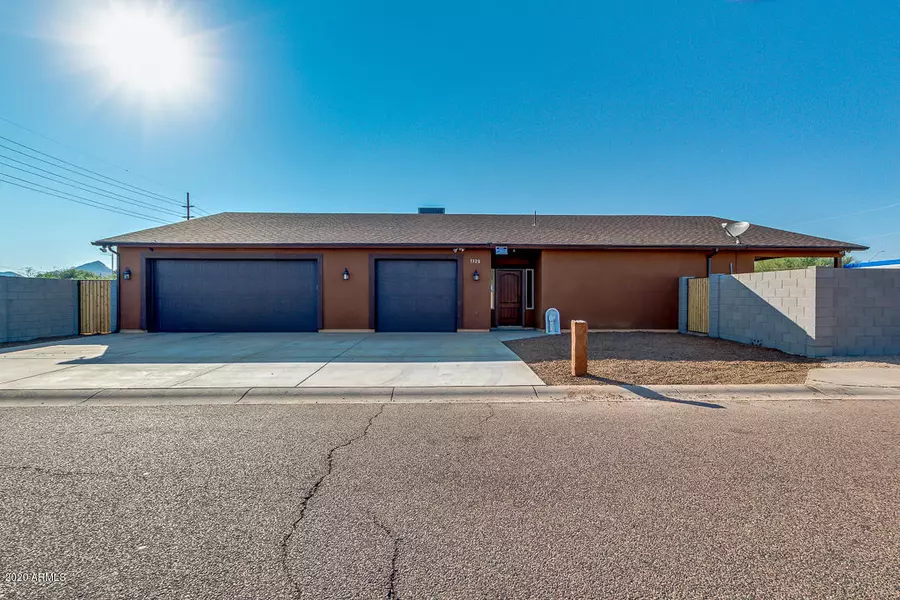 3328 E GREENWAY Lane, Phoenix, AZ 85032