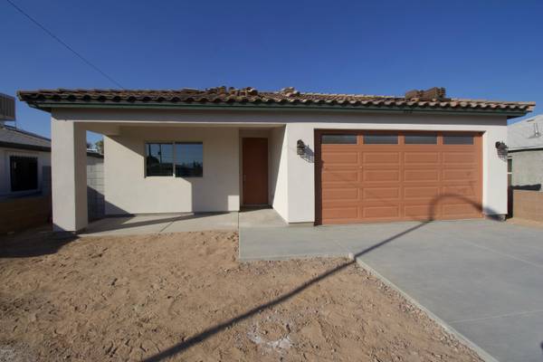 Tolleson, AZ 85353,9112 W FILLMORE Street