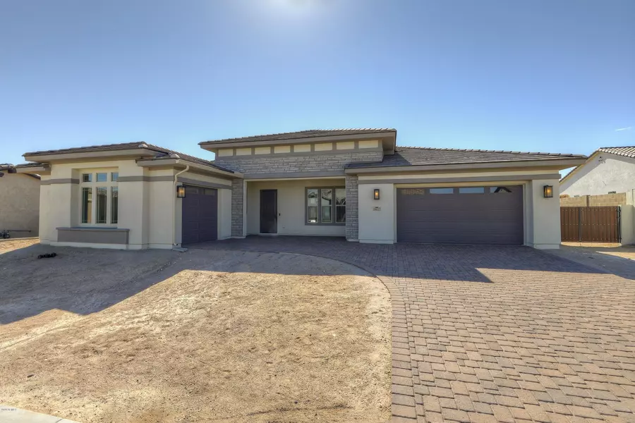 19617 W MULBERRY Drive, Buckeye, AZ 85396