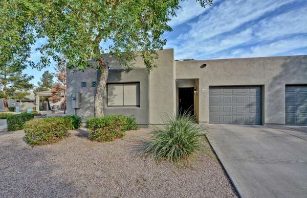 Mesa, AZ 85205,64 N 63RD Street #53