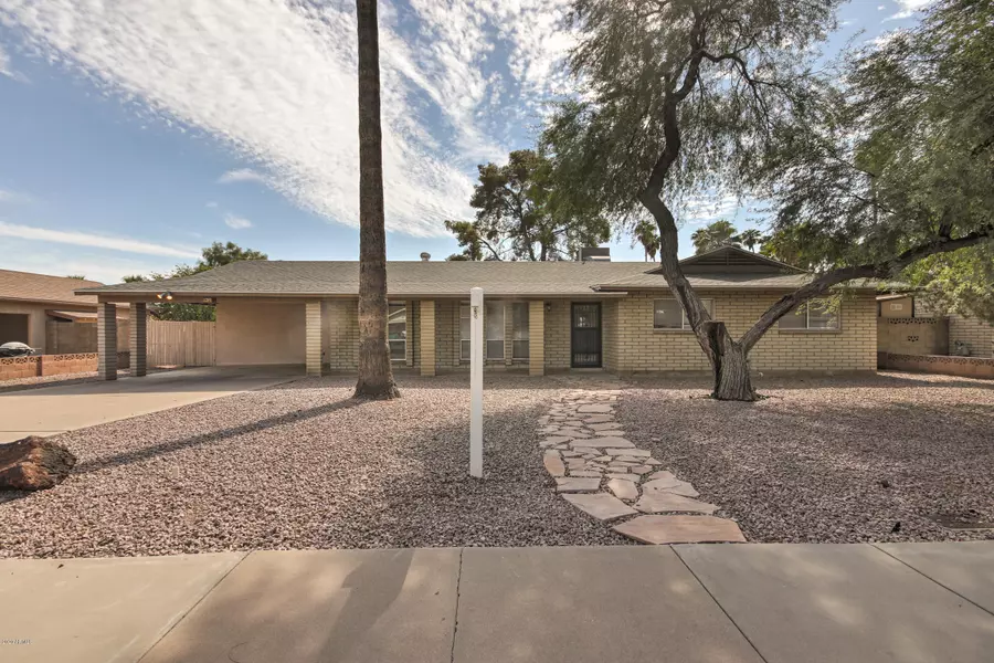 923 E FAIRFIELD Street, Mesa, AZ 85203