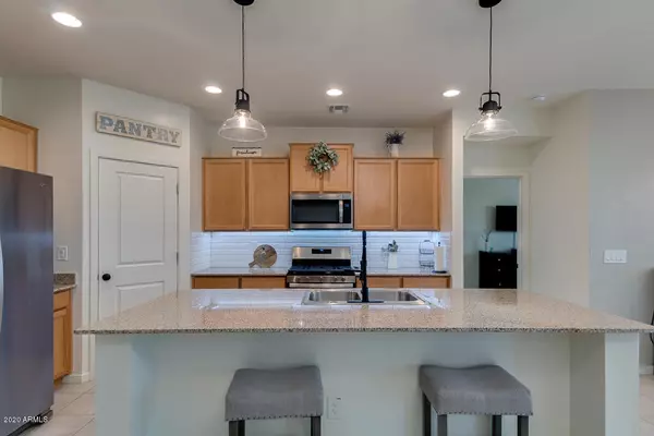 Tolleson, AZ 85353,9816 W GETTY Drive