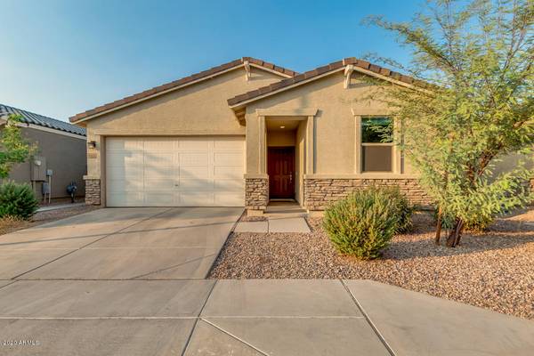 9806 W SOUTHGATE Avenue, Tolleson, AZ 85353