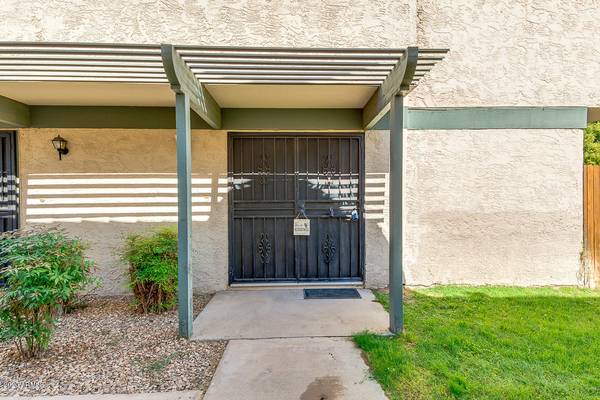 Glendale, AZ 85302,5923 W TOWNLEY Avenue