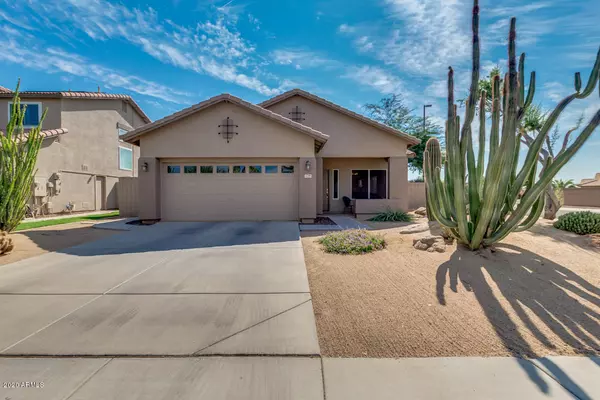 3799 E THUNDERHEART Trail, Gilbert, AZ 85297