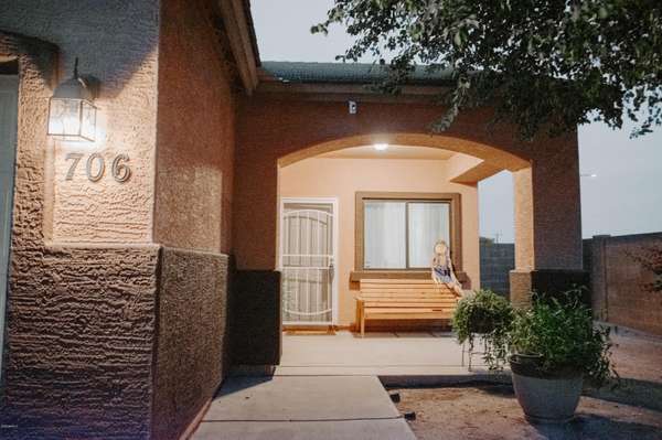 Phoenix, AZ 85041,706 W SAINT ANNE Avenue