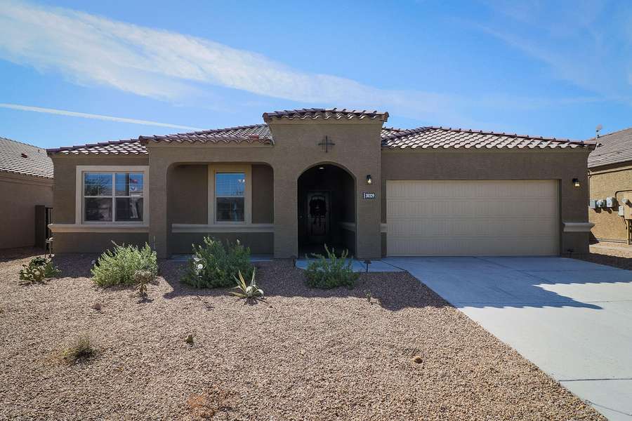 30329 W COLUMBUS Avenue, Buckeye, AZ 85396