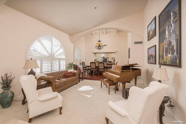 Scottsdale, AZ 85260,8532 E ASTER Drive