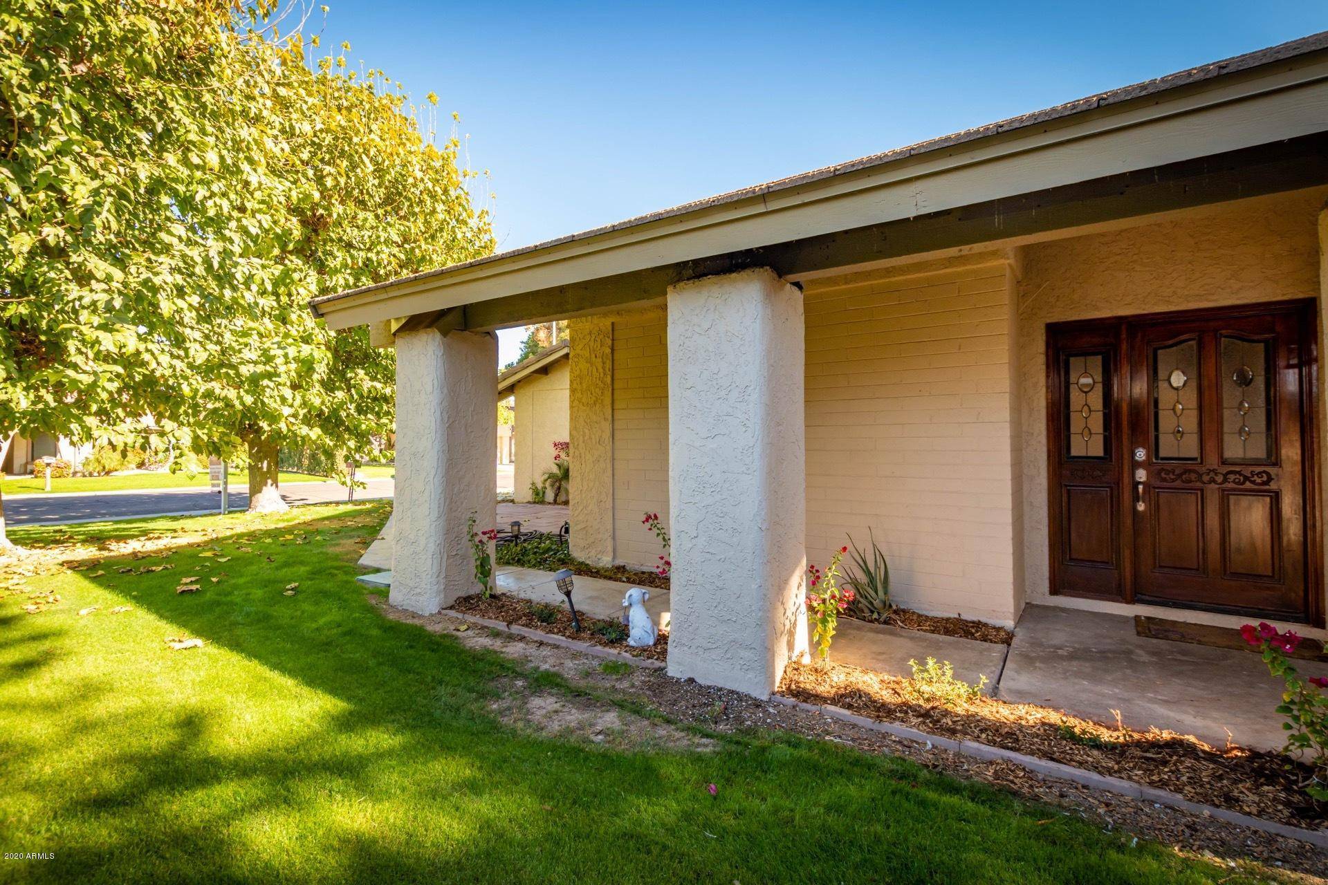 Tempe, AZ 85283,927 E LOBSTER TRAP Lane