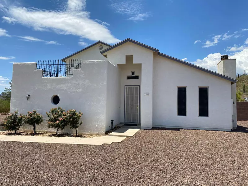 33680 S RIDGEWAY Road, Black Canyon City, AZ 85324