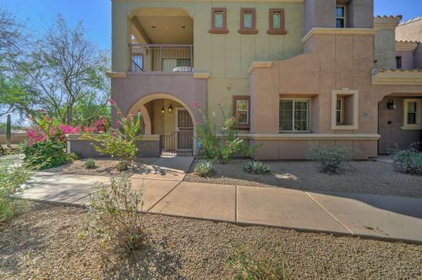 Phoenix, AZ 85050,3935 E ROUGH RIDER Road #1206