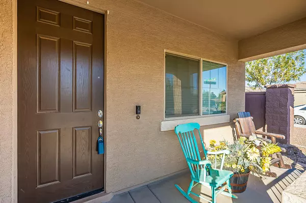 San Tan Valley, AZ 85140,780 W WHISTLING THORN Avenue