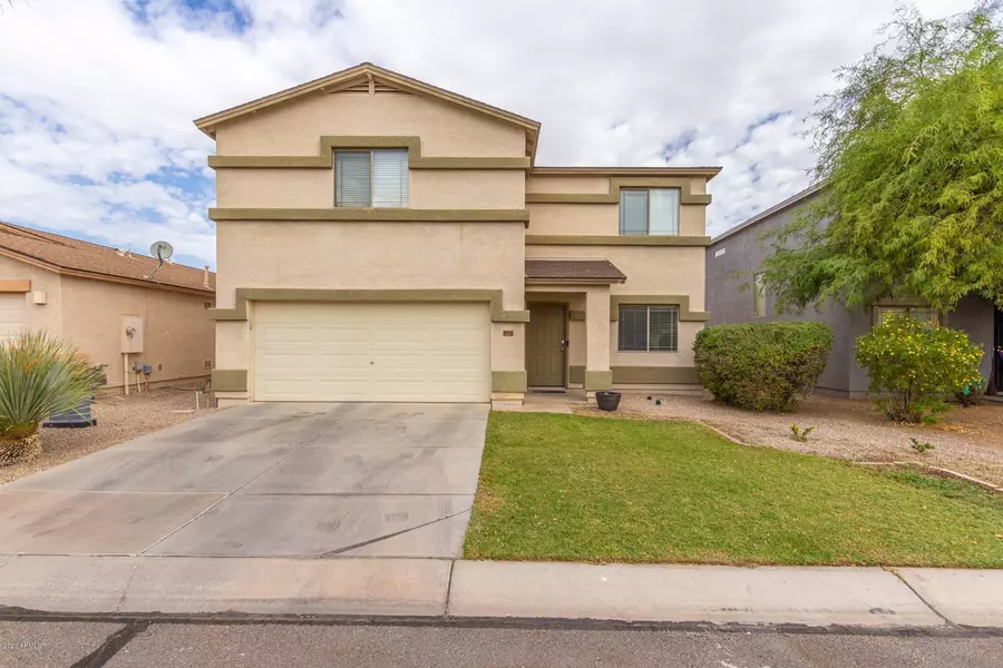 1756 E DENIM Trail, San Tan Valley, AZ 85143