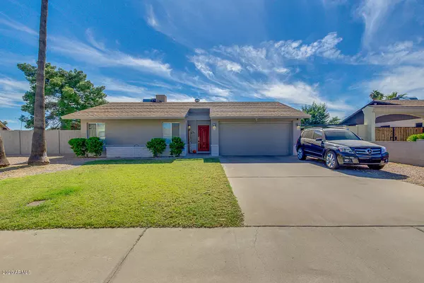 7027 W OREGON Avenue, Glendale, AZ 85303