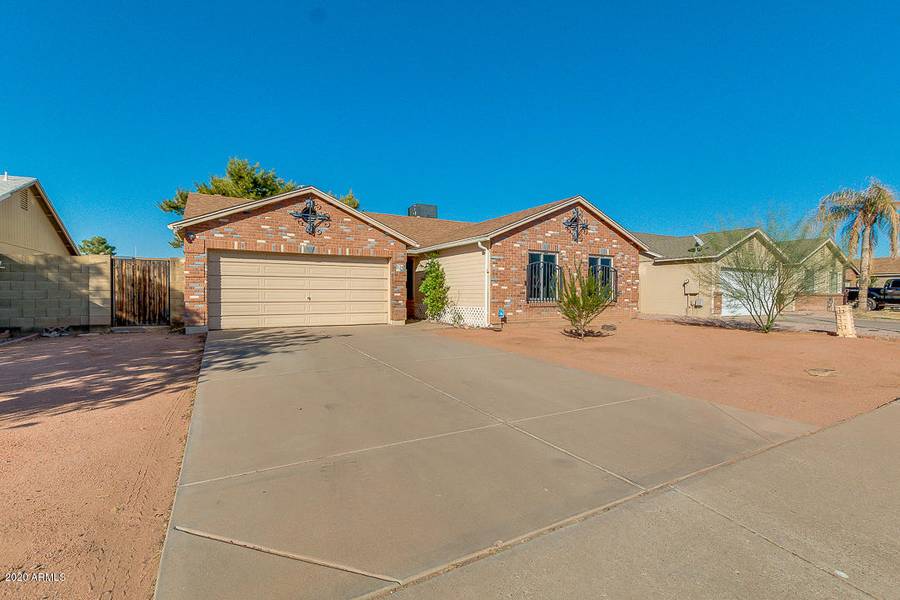 126 W MCLELLAN Road, Mesa, AZ 85201