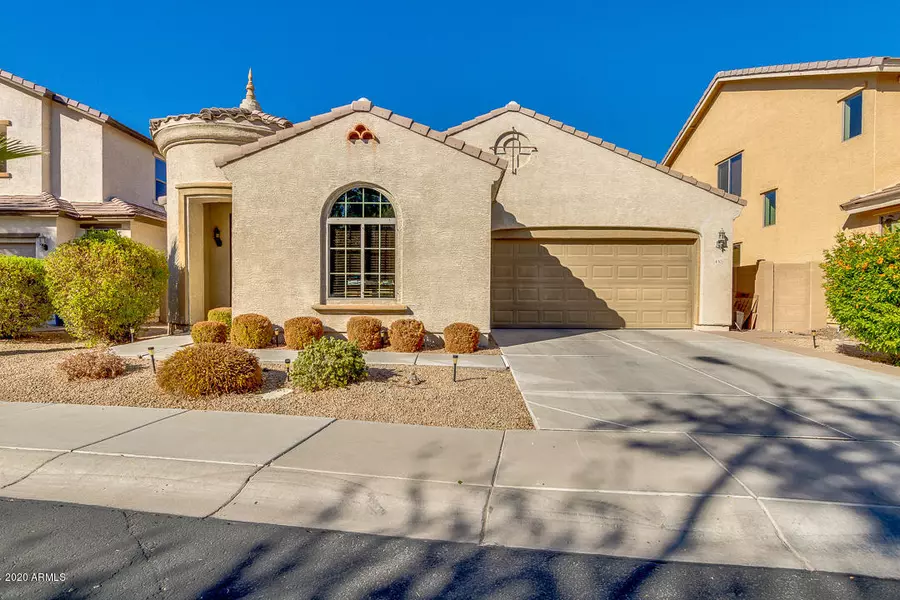 430 W WISTERIA Place, Chandler, AZ 85248