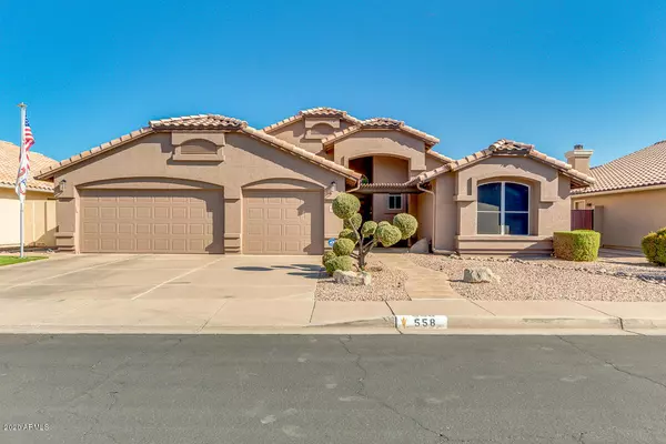 558 W NIDO Avenue, Mesa, AZ 85210