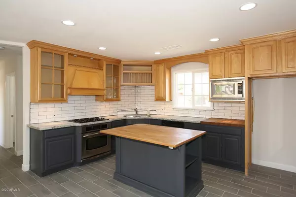 Phoenix, AZ 85021,2127 W NICOLET Avenue