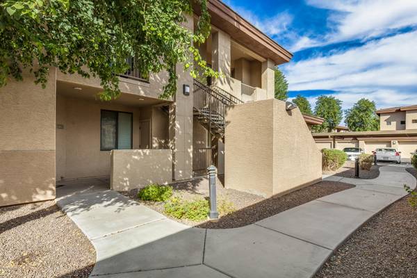 Chandler, AZ 85286,3330 S GILBERT Road #2019