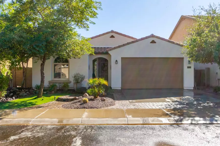 12031 W VIA DEL SOL Court, Sun City, AZ 85373