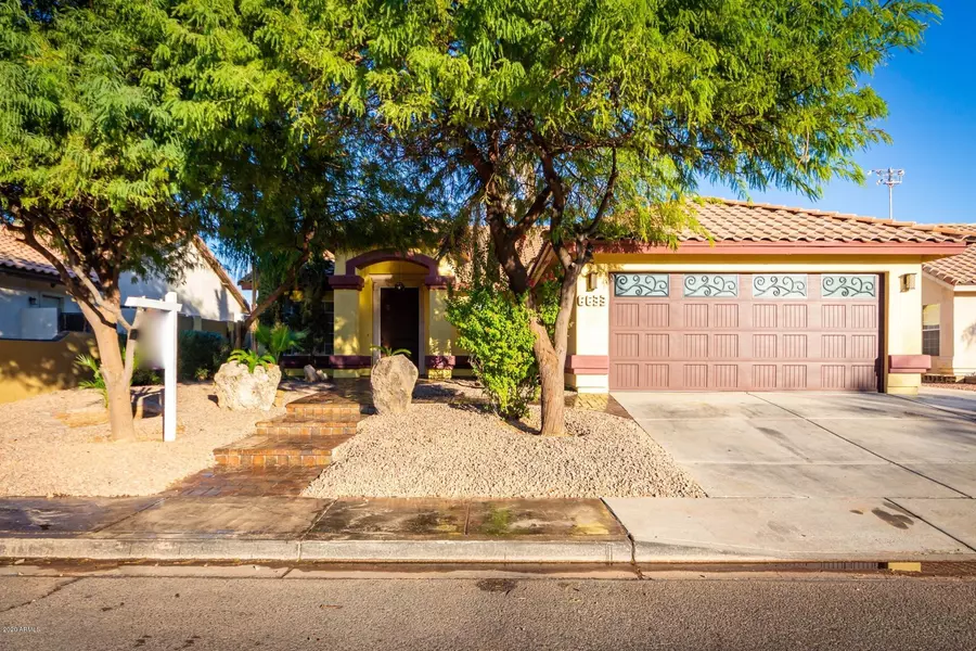 6633 N 77TH Drive, Glendale, AZ 85303