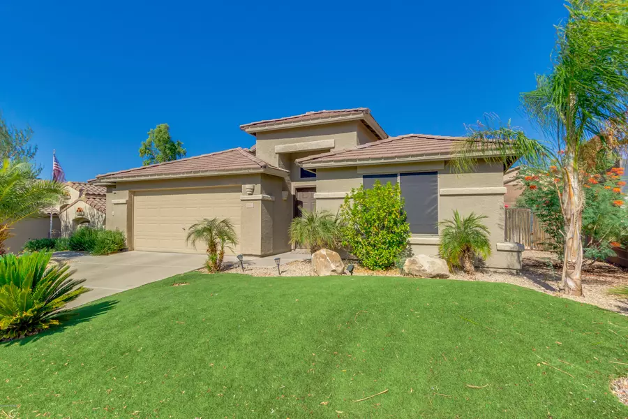 25829 N SINGBUSH Loop, Phoenix, AZ 85083