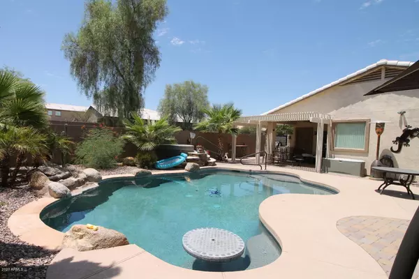 San Tan Valley, AZ 85143,28901 N SADDLE Way