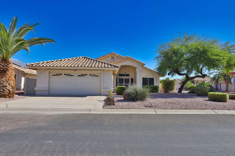 17591 N RAINDANCE Road, Surprise, AZ 85374