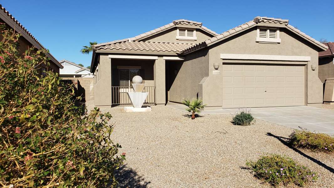 17234 W DESERT Lane W, Surprise, AZ 85388