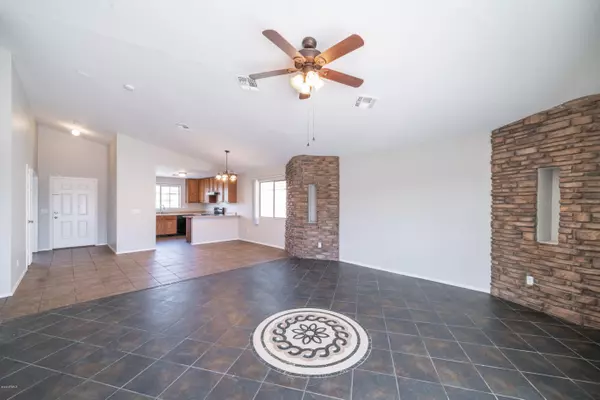 Tolleson, AZ 85353,1819 S 105TH Drive