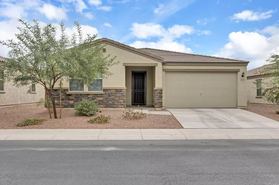 1813 E GRENADINE Road, Phoenix, AZ 85040