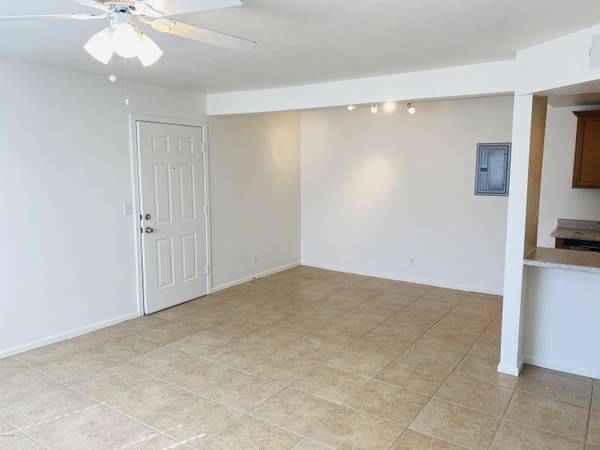 Mesa, AZ 85201,424 W BROWN Road #225