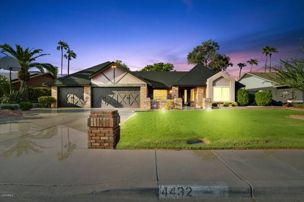 4432 E GRANDVIEW Road, Phoenix, AZ 85032