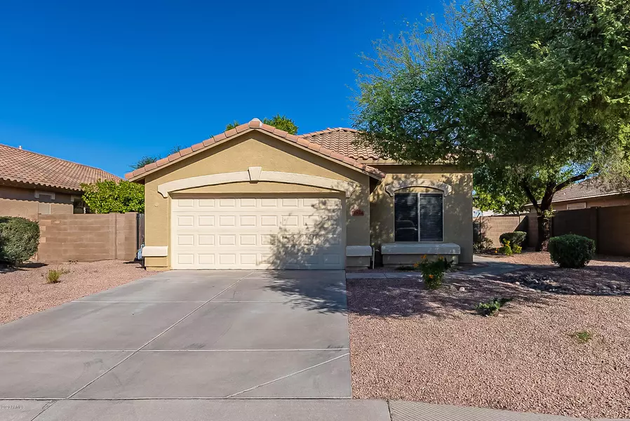 4874 E BELLERIVE Drive, Chandler, AZ 85249