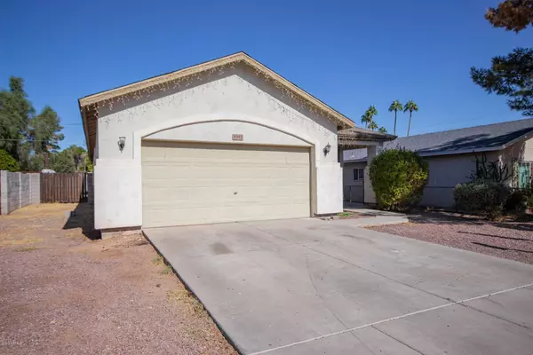 5512 W NORTHVIEW Avenue, Glendale, AZ 85301