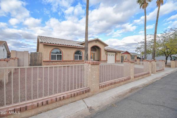 Casa Grande, AZ 85194,924 W CALLE TUBERIA --