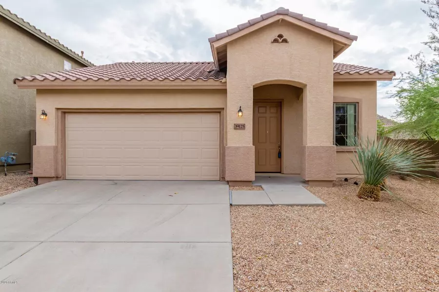 39125 N PARKER Lane, Phoenix, AZ 85086