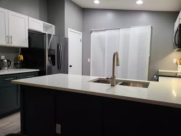 Tolleson, AZ 85353,3405 S 95th Drive