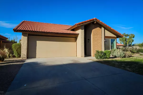 Phoenix, AZ 85044,11434 S MAZE Court