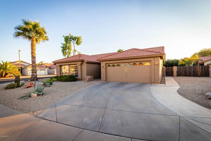 433 W VERANO Place, Gilbert, AZ 85233