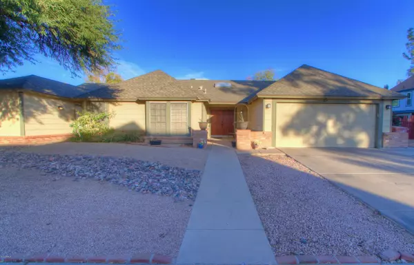 6631 N 81st Place, Scottsdale, AZ 85250