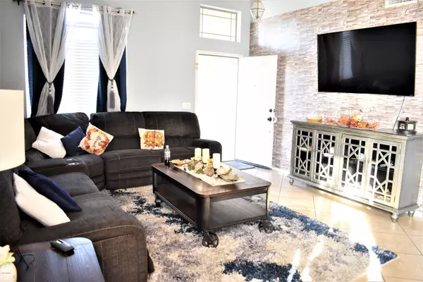 Tolleson, AZ 85353,10545 W POMO Street