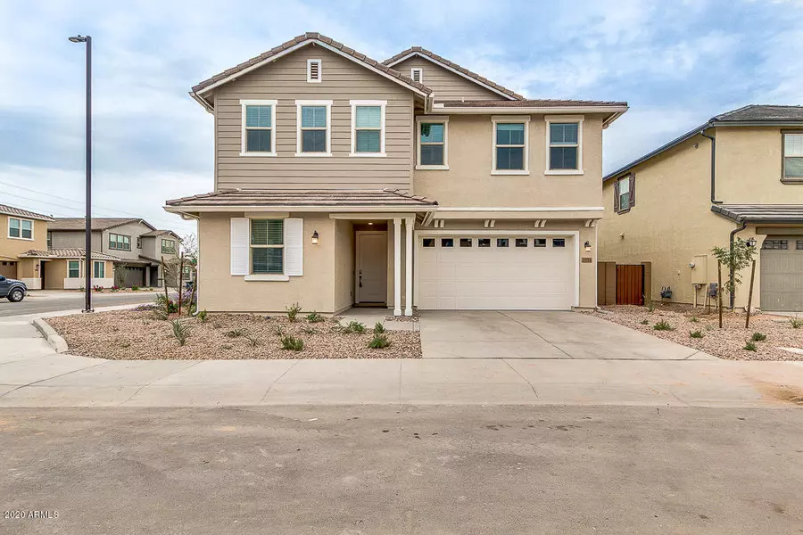 1034 E THOMPSON Way, Chandler, AZ 85286