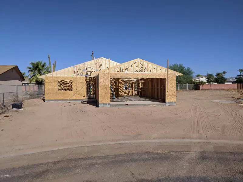 570 E FRED Avenue, Apache Junction, AZ 85119