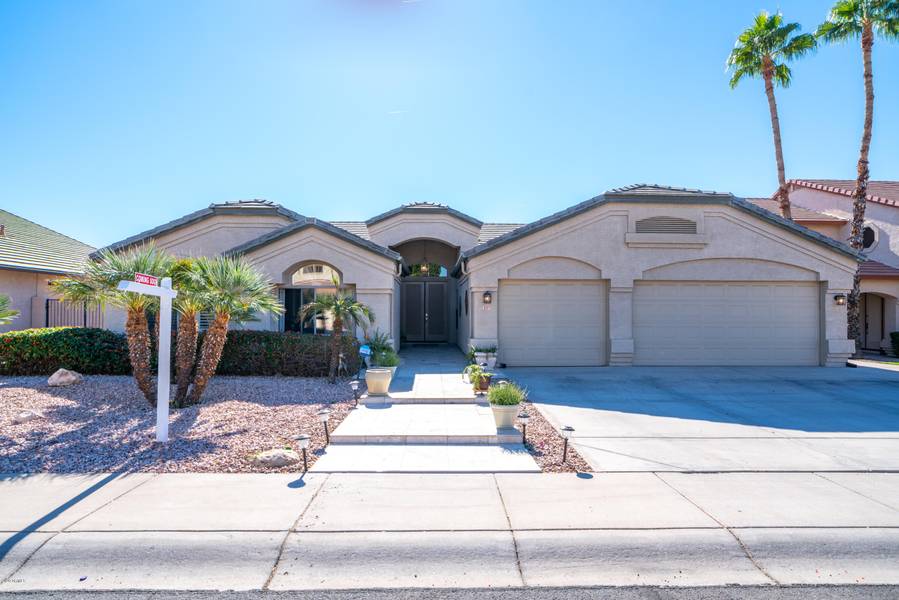 891 E GAIL Drive, Gilbert, AZ 85296