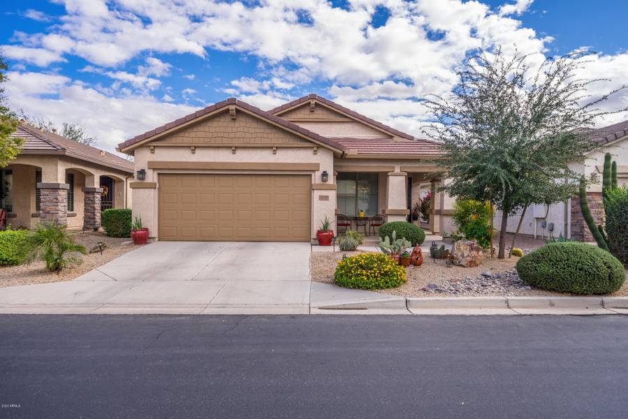 31715 N PONCHO Lane, San Tan Valley, AZ 85143